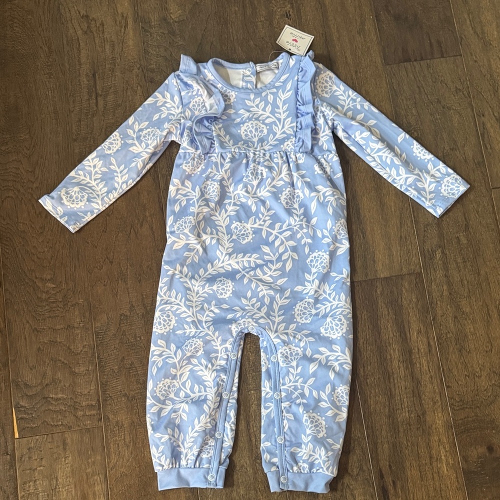 NWT Little Millie Long Sleeve Romper 💙